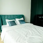 1 Bedroom City View Apartment